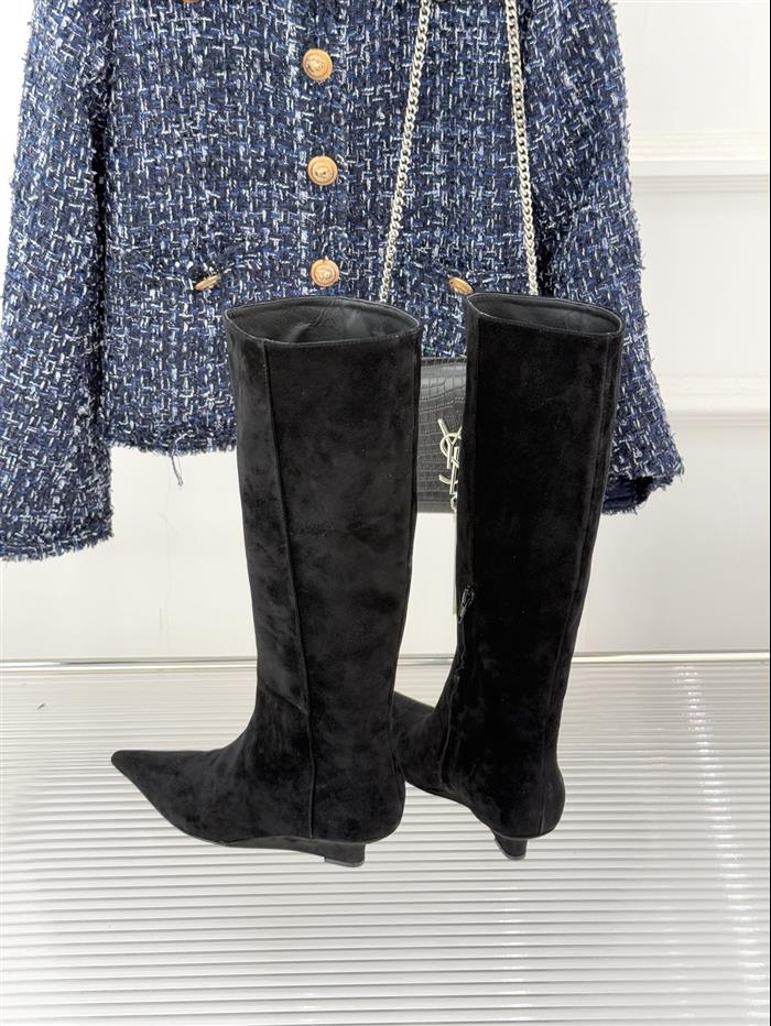 20251128174316101 470